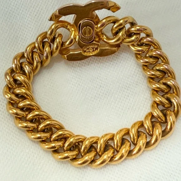 CHANEL CC Turnlock Gold Chain Bracelet